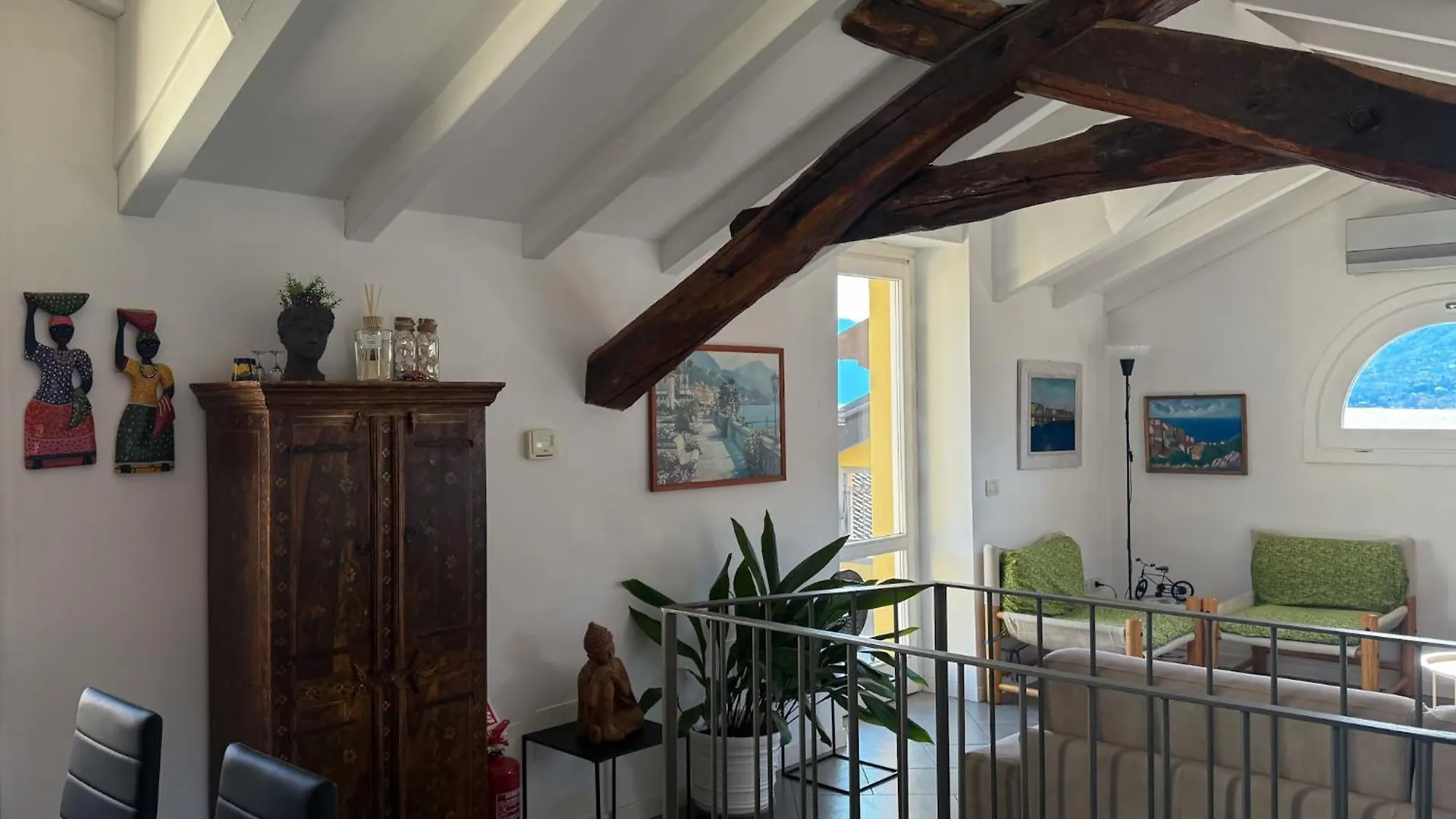 Skyway Apartment With Private Lake View Terrace Bellagio