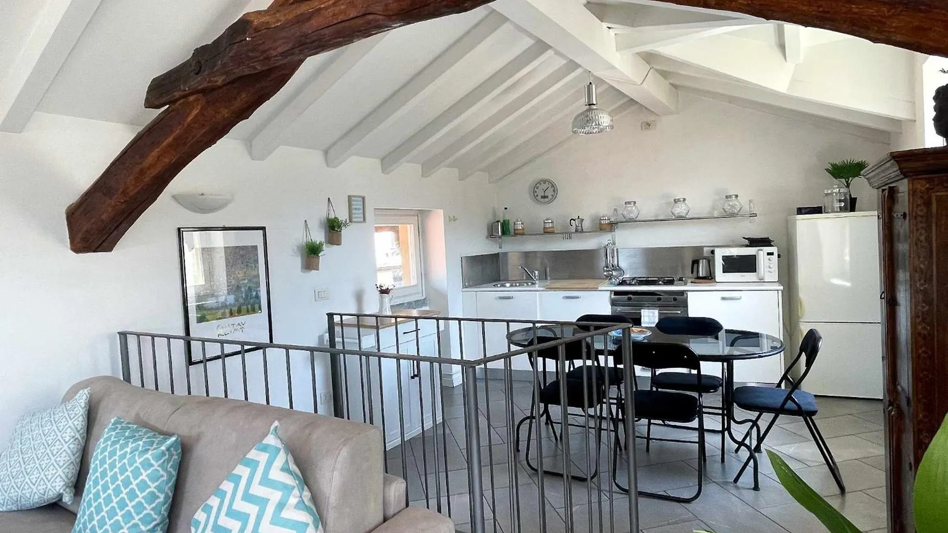 Skyway Apartment With Private Lake View Terrace Bellagio Italy